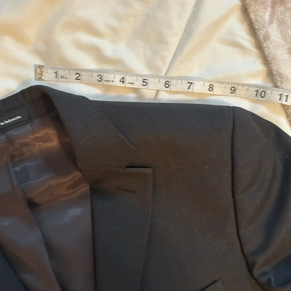 Pronto Uomo Platinum Two Piece Suit NWOT